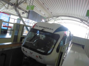 マレーシアの電車